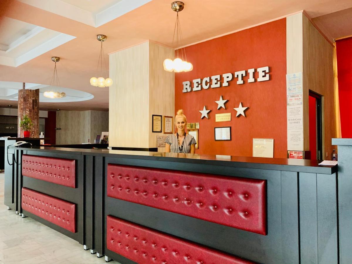 Hotel Victoria Клуж-Напока Екстериор снимка