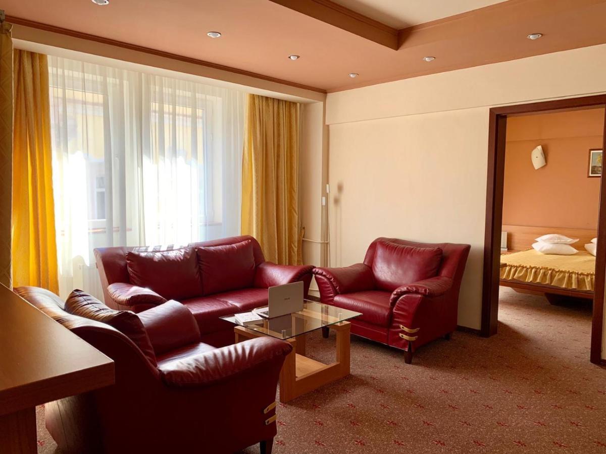 Hotel Victoria Клуж-Напока Екстериор снимка