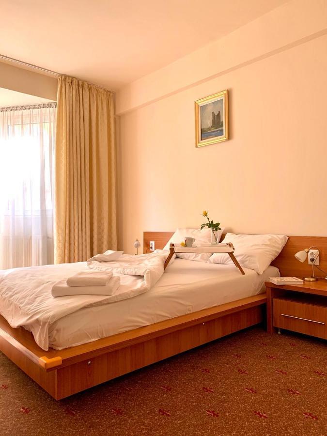 Hotel Victoria Клуж-Напока Екстериор снимка