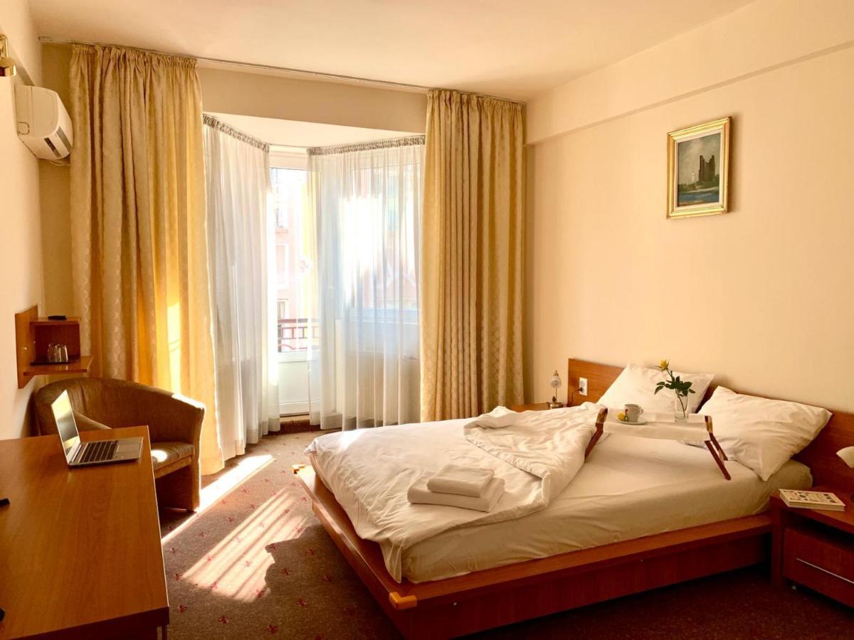 Hotel Victoria Клуж-Напока Екстериор снимка