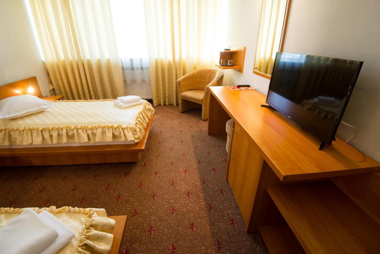 Hotel Victoria Клуж-Напока Екстериор снимка